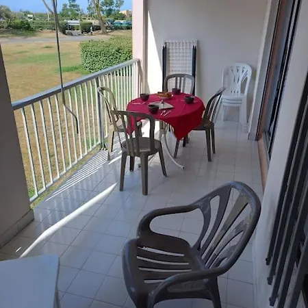 Apartamento Amouvera C14, T2 Vue Mer, Piscine, Clim, Parking *