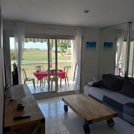 Amouvera C14, T2 Vue Mer, Piscine, Clim, Parking