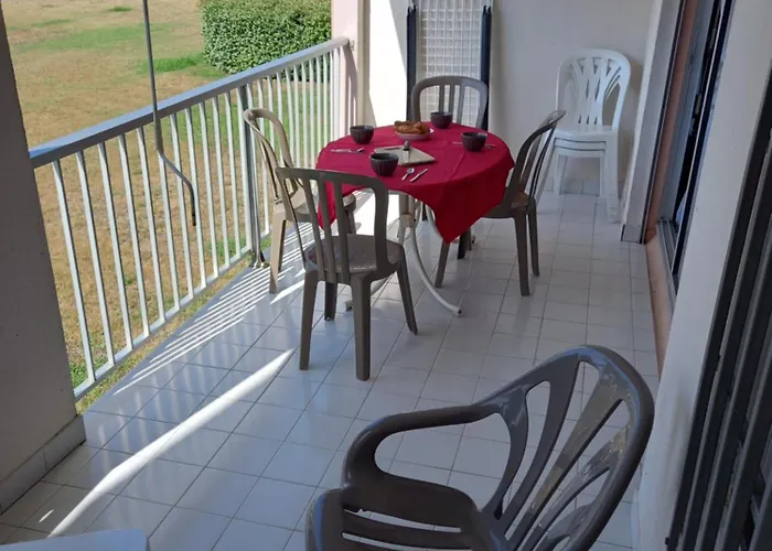 Апартаменти Amouvera C14, T2 Vue Mer, Piscine, Clim, Parking